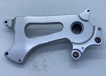 Picture of BASE CONNECTING PLATE MUSTANG 125 NWEROC